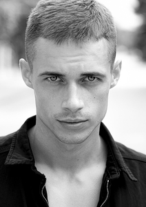 DOMINIK  BOLANOWSKI