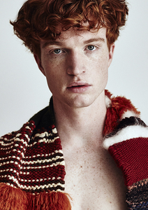 JULIEN DESVAUX